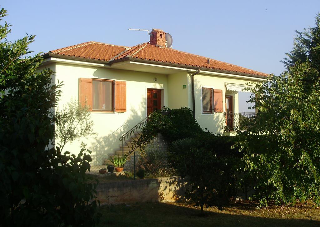 Apartment Jana Štinjan Esterno foto