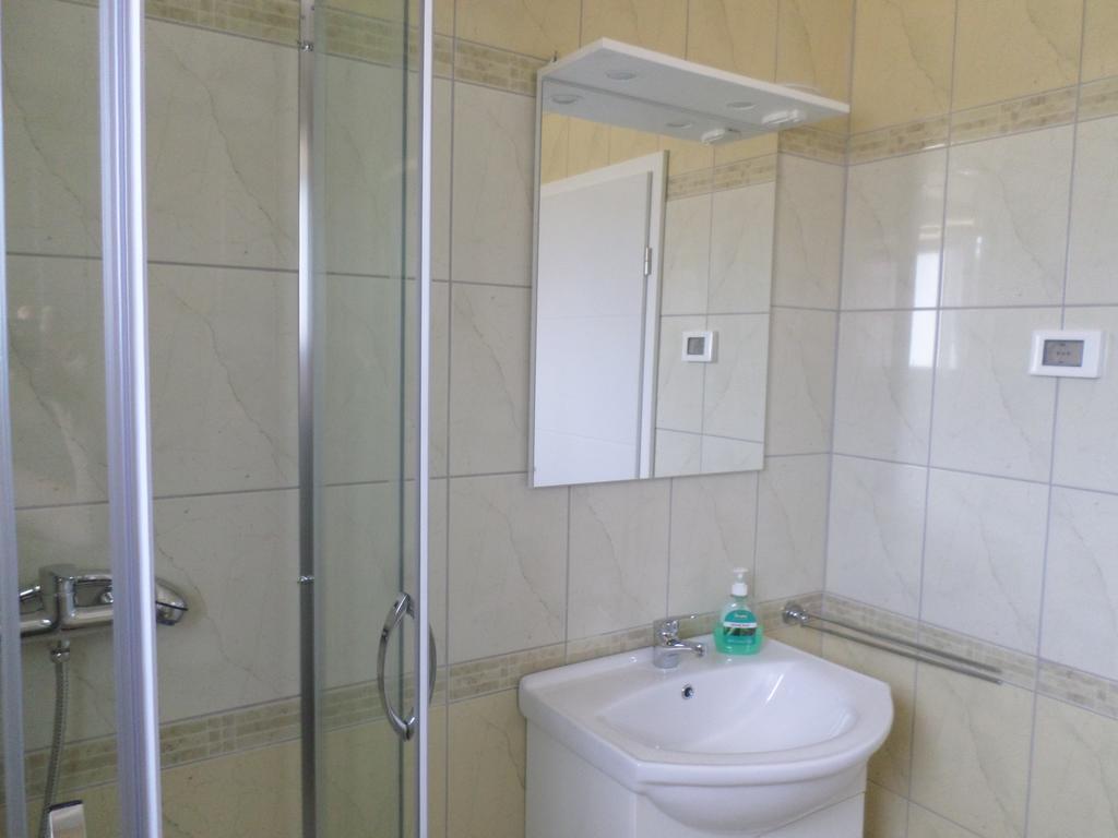 Apartment Jana Štinjan Esterno foto